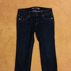 American Eagle Capri Jeans